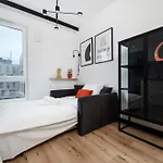 Platon Modern Studios